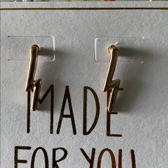 New Gold lightning bolts - Picture 2 of 2